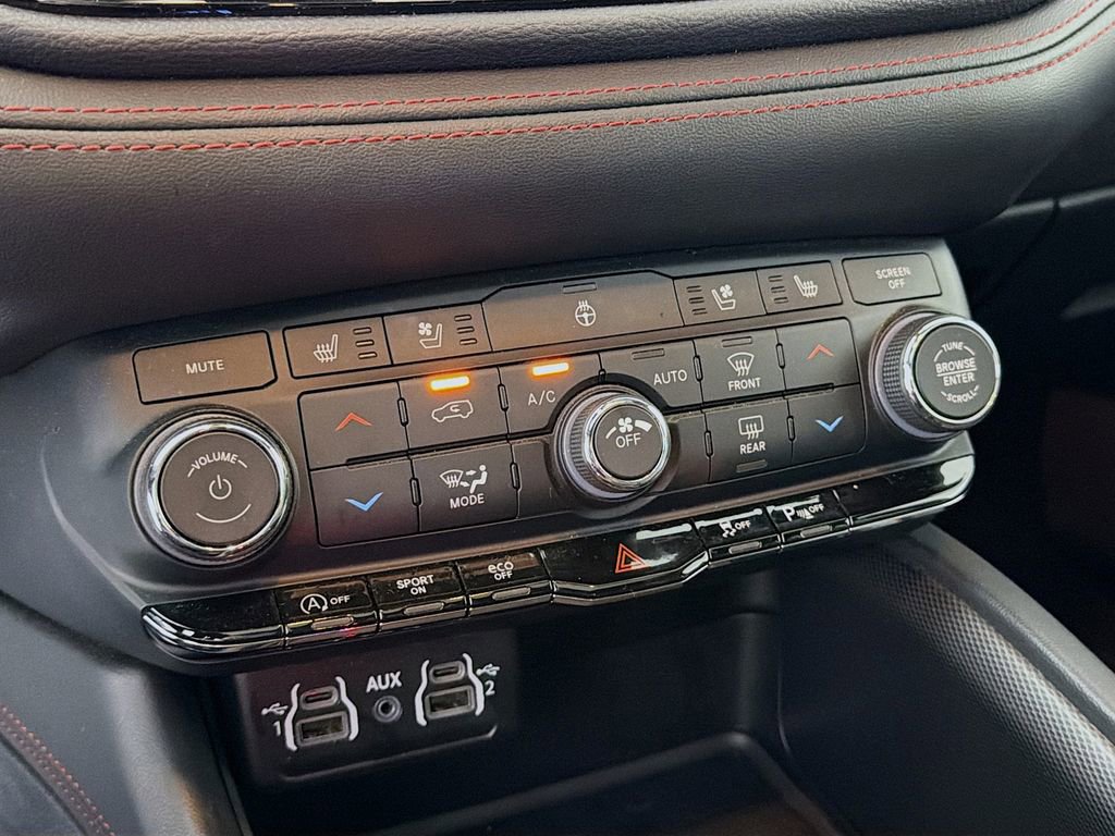 Used 2024 Dodge Durango GT image 20