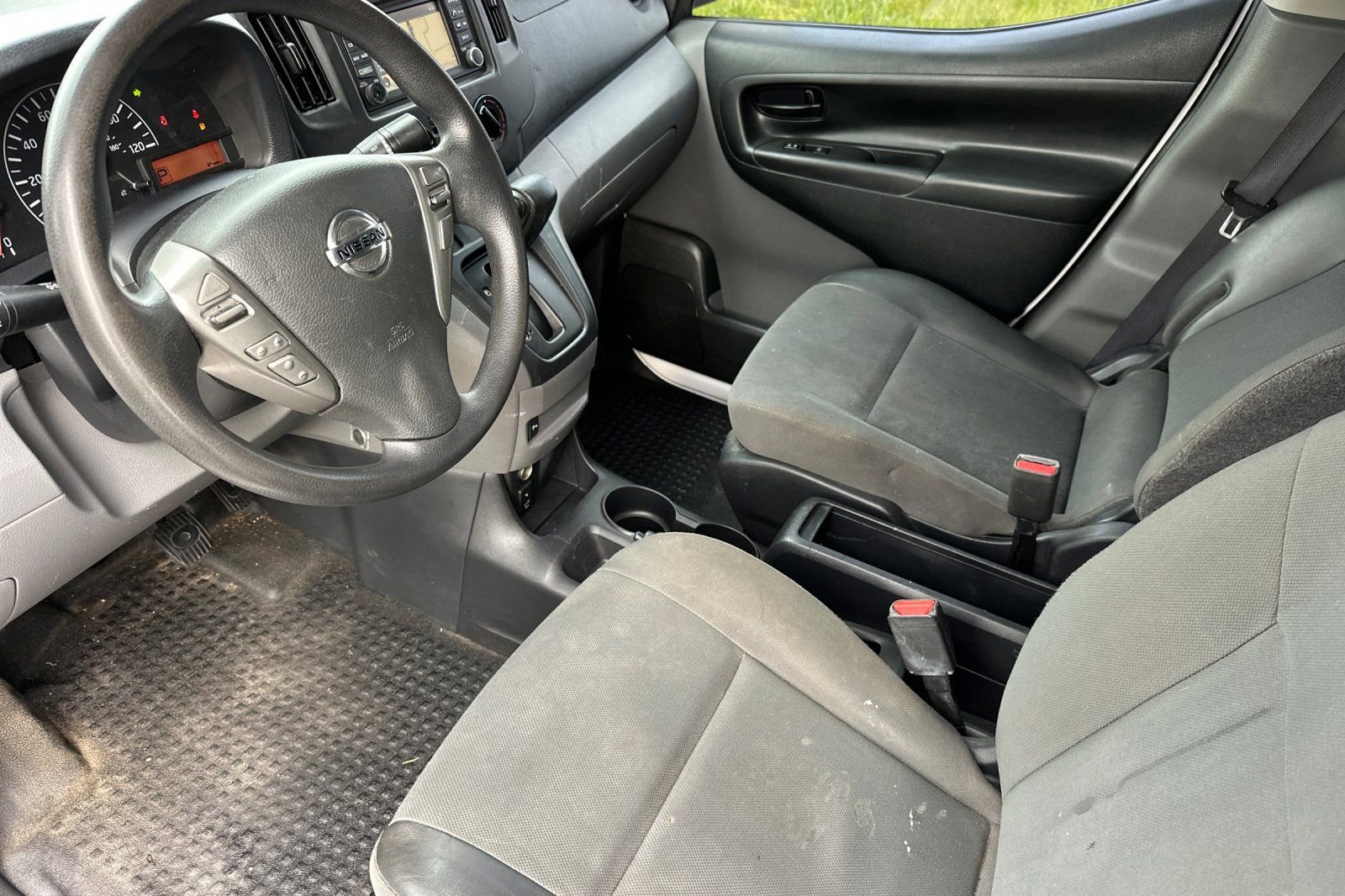 Used 2019 Nissan NV200 SV w/ Navigation Package FWD image 9