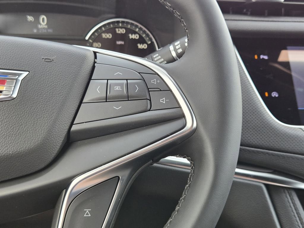 New 2026 Cadillac XT5 Luxury w/ LPO, Floor Liner Package AWD/4WD image 16