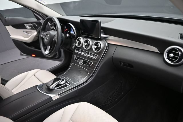 Used 2016 Mercedes-Benz C 300 4MATIC Sedan image 28