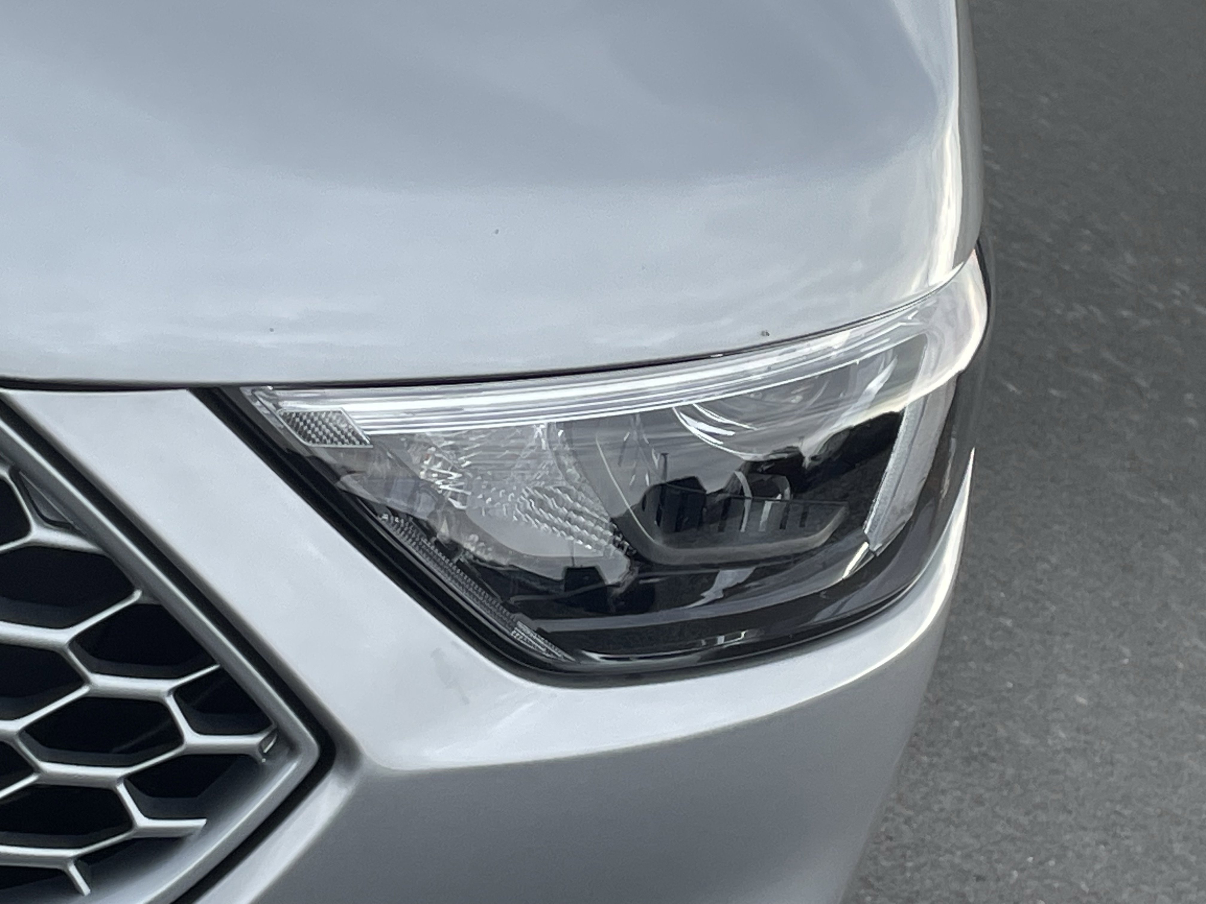 Used 2024 Ford Edge SEL w/ Convenience Package image 25