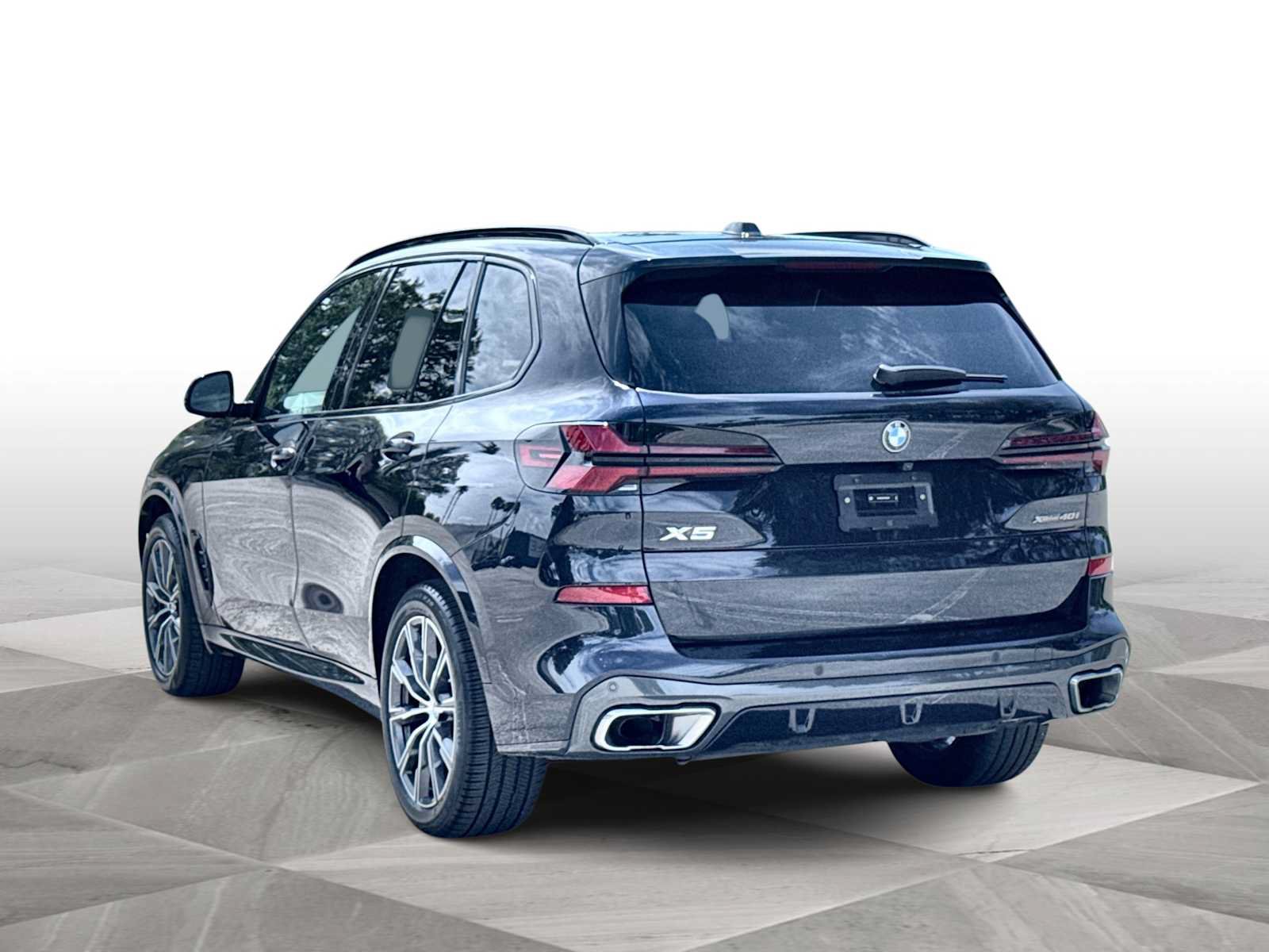 Used 2026 BMW X5 xDrive40i w/ M Sport Package AWD/4WD image 6
