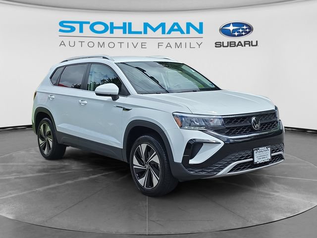 Certified 2024 Volkswagen Taos SE AWD/4WD image 3