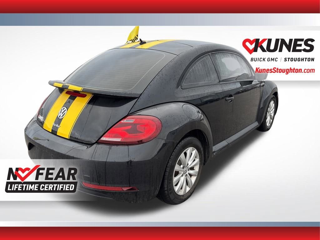 Used 2018 Volkswagen Beetle 2.0T S FWD image 10