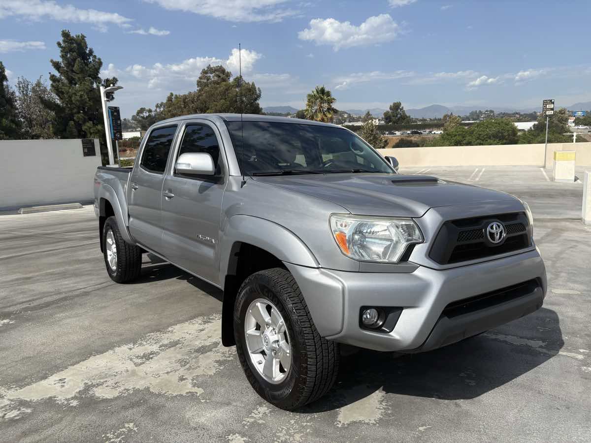 Used 2015 Toyota Tacoma PreRunner image 43