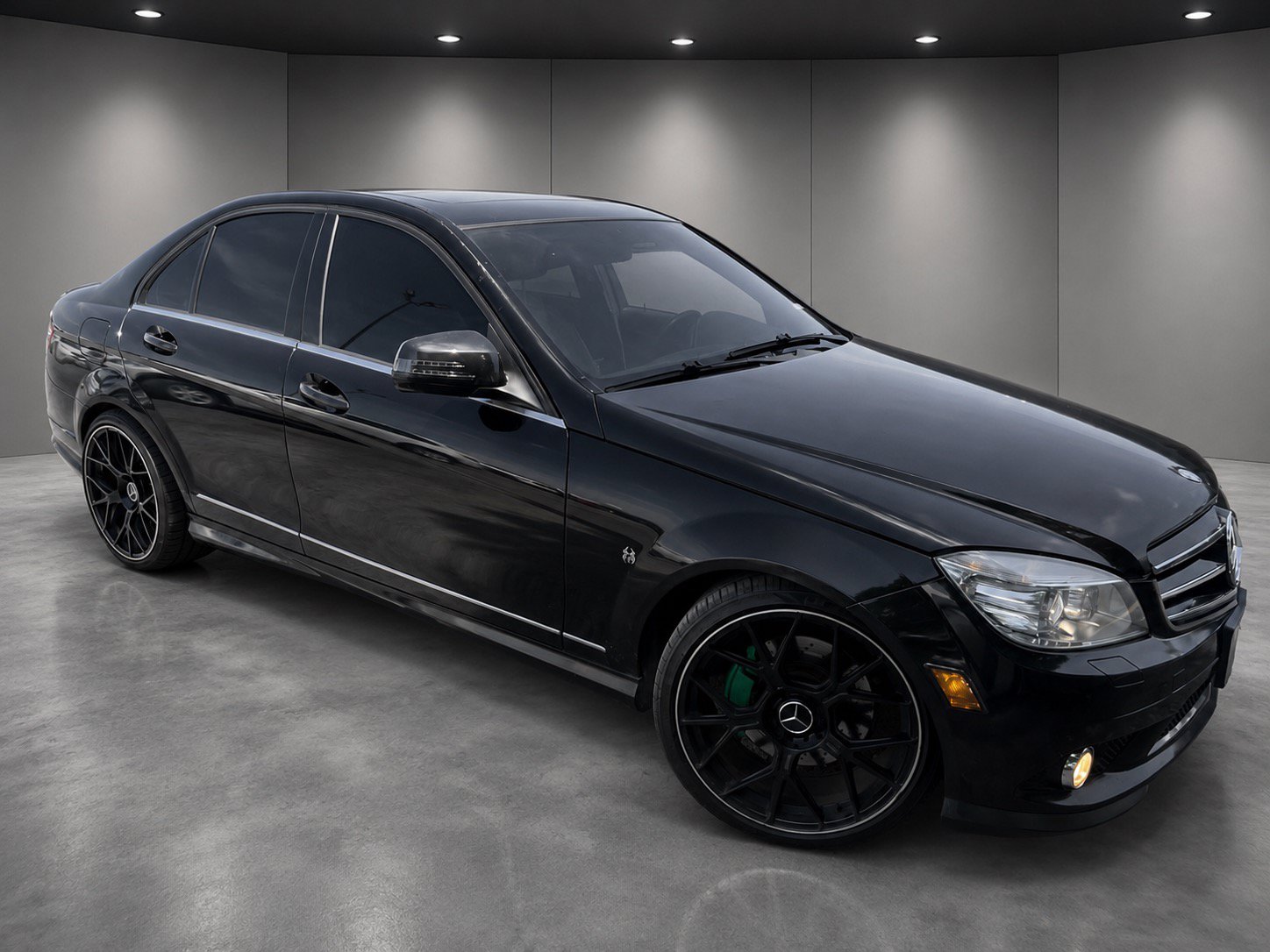 Used 2009 Mercedes-Benz C 350 Sport image 2