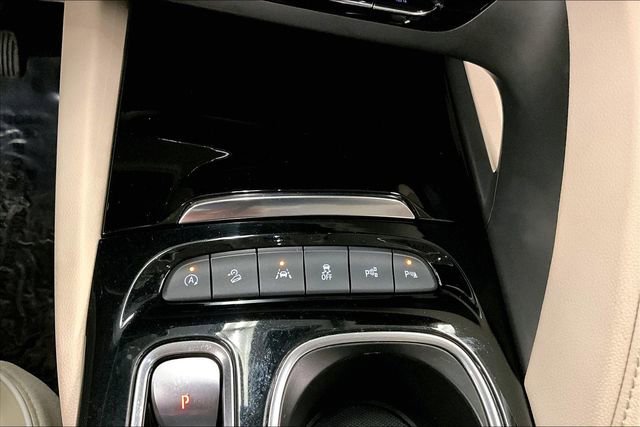 Used 2023 Buick Envision Avenir image 35