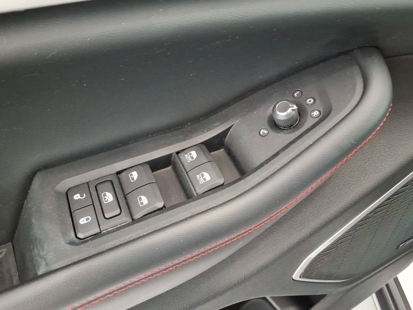 Used 2022 Jeep Grand Cherokee Trailhawk AWD/4WD image 23