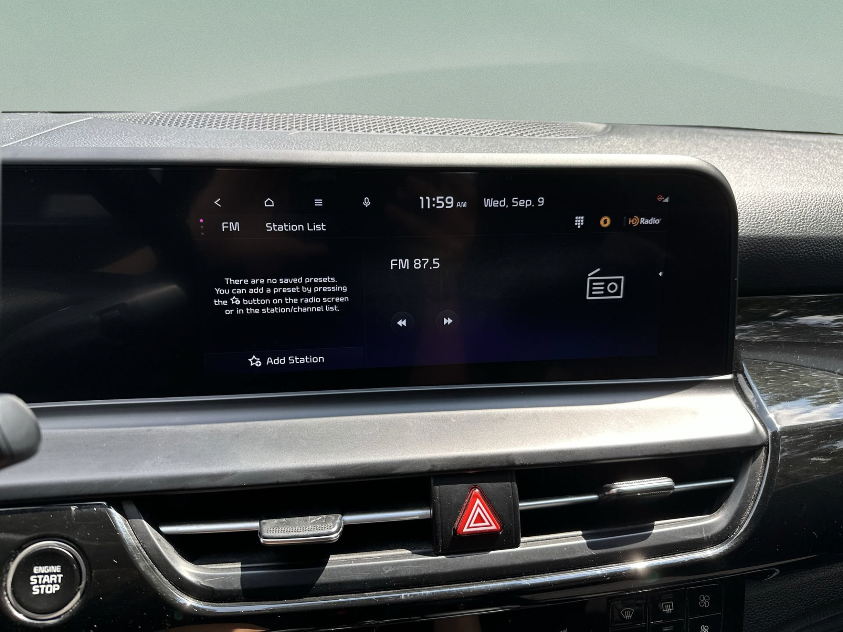 Used 2025 Kia Seltos S FWD image 12