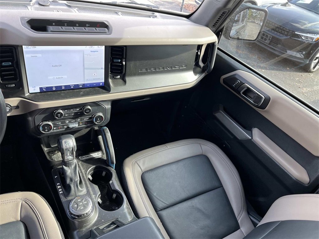 Used 2022 Ford Bronco Wildtrak image 14