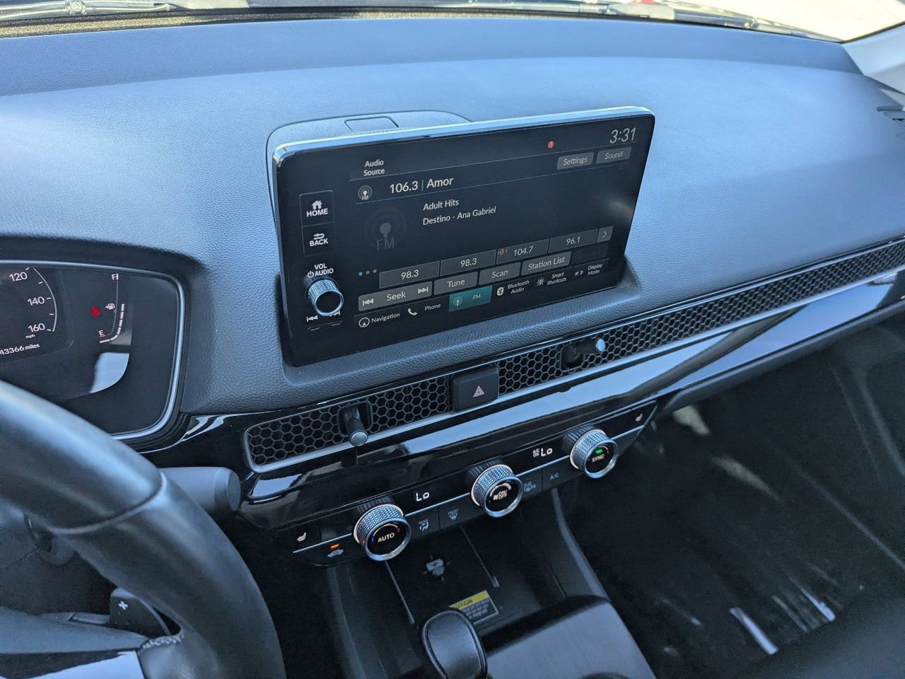 Certified 2022 Honda Civic Touring image 23