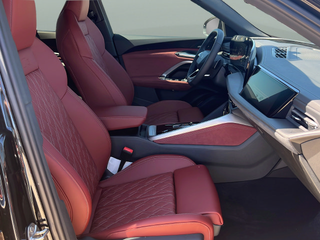 New 2026 Audi SQ5 Premium Plus AWD/4WD image 17