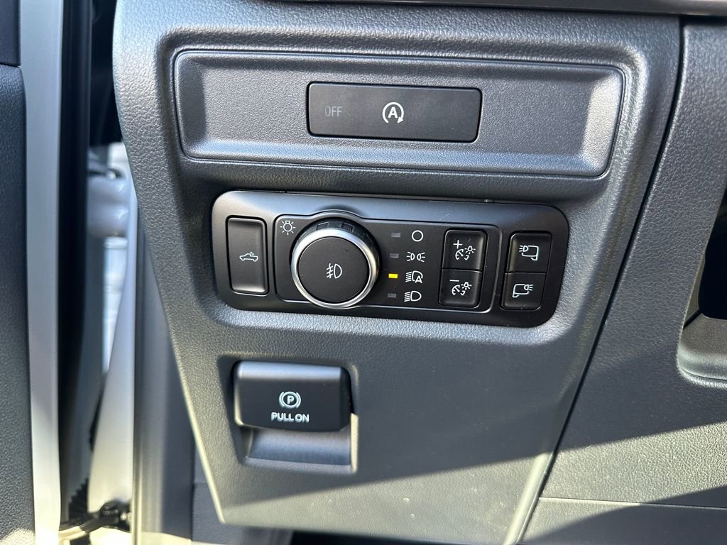 New 2025 Ford F150 XLT w/ Equipment Group 302A MID image 11
