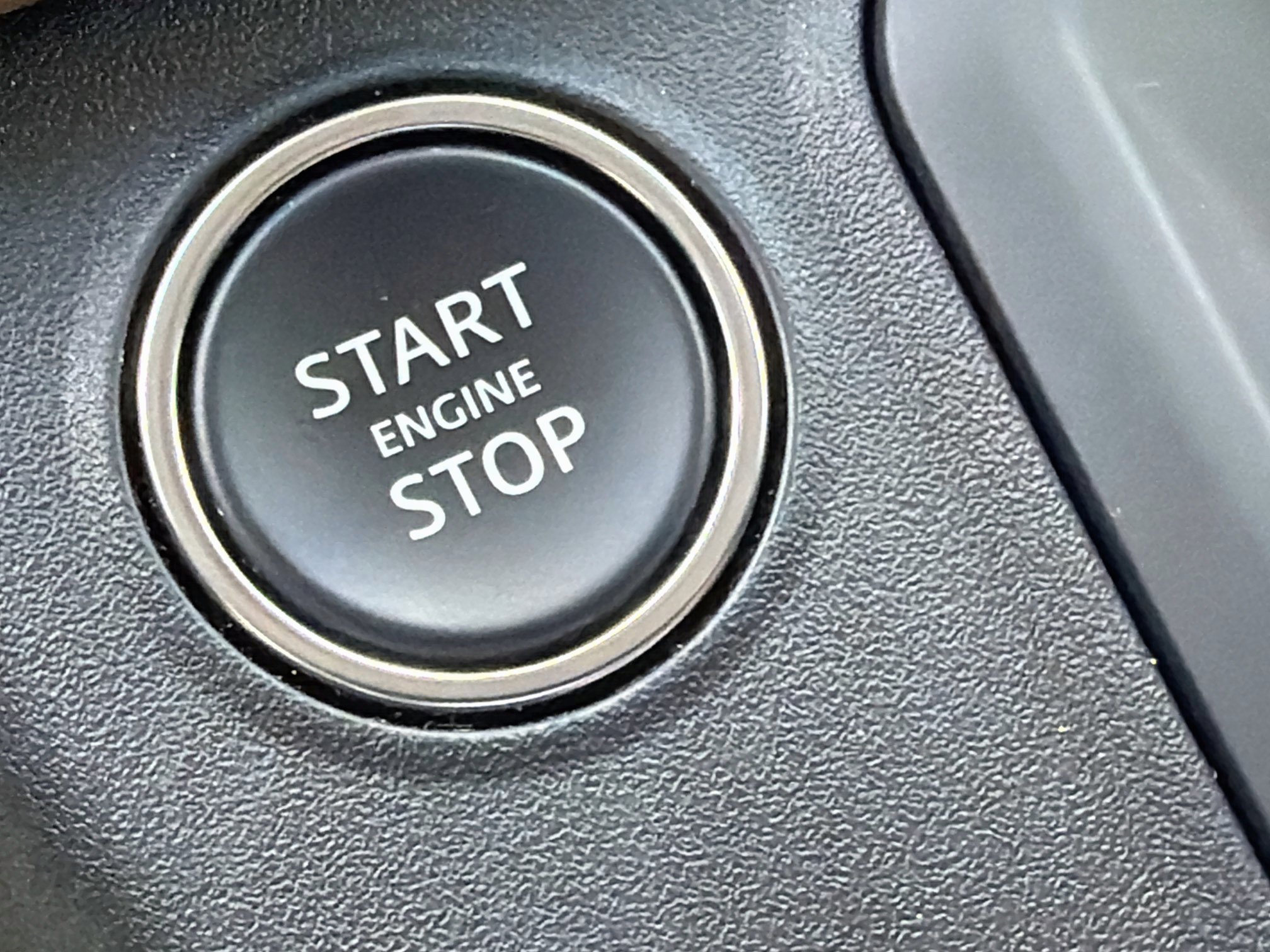 Used 2025 Land Rover Defender 110 S AWD/4WD image 37