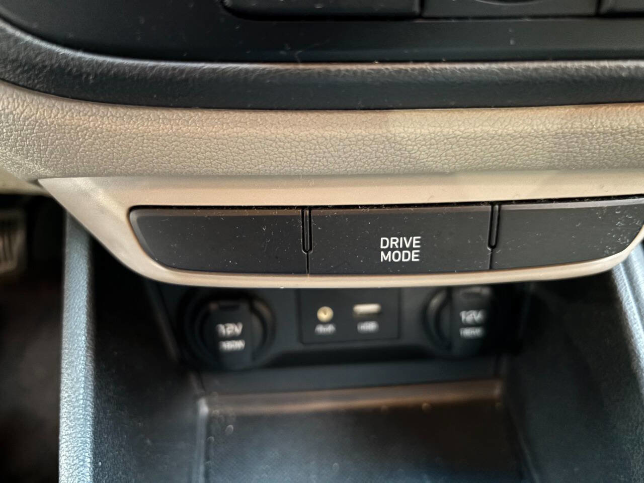 Used 2018 Hyundai Accent SE FWD image 28