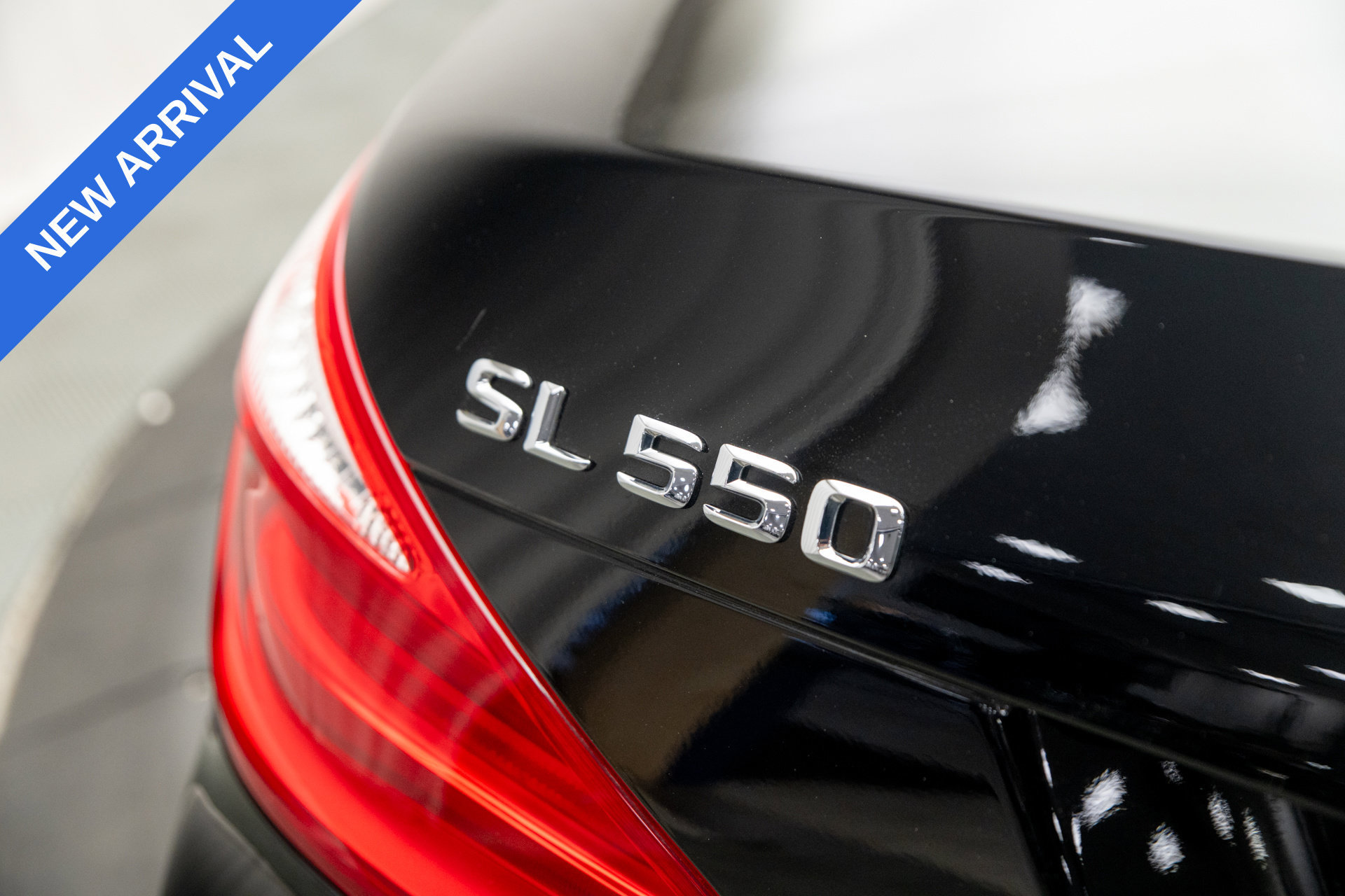 Used 2016 Mercedes-Benz SL 550 image 39