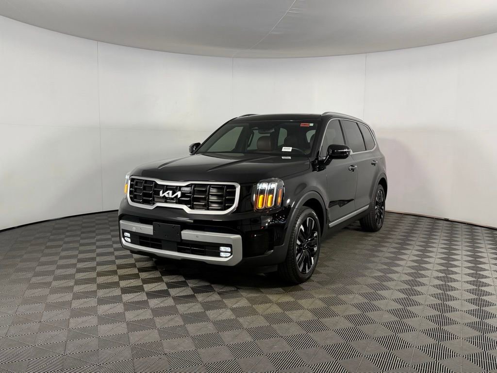 Used 2024 Kia Telluride SX image 3