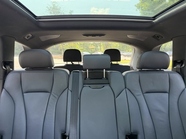Used 2025 Audi Q7 3.0T Premium Plus AWD/4WD image 36