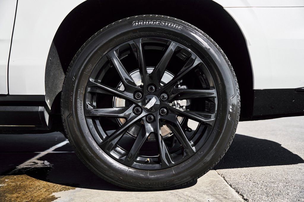 Used 2023 Cadillac Escalade ESV Sport w/ LPO, ONYX Package image 19