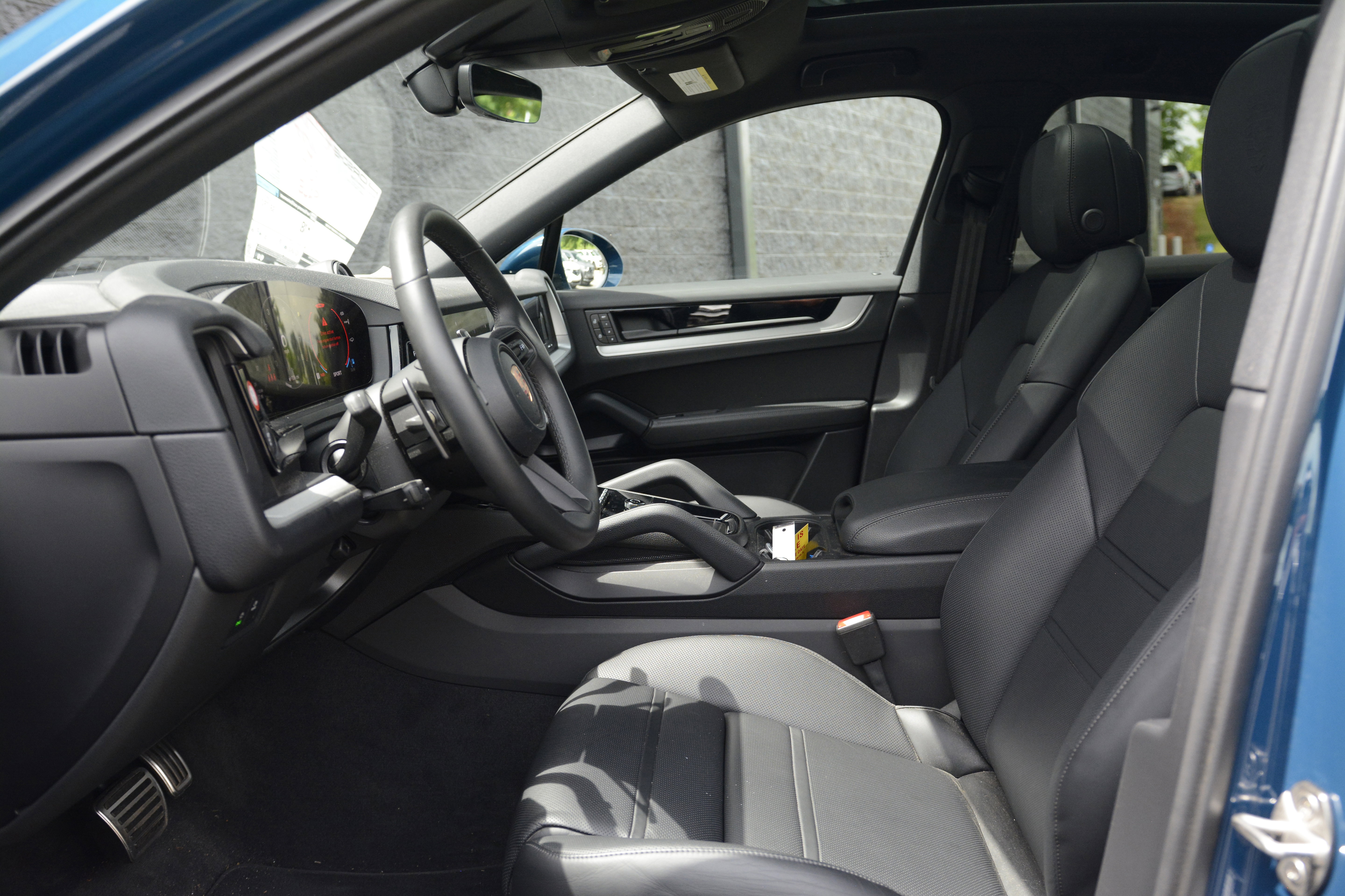 Certified 2026 Porsche Cayenne S AWD/4WD image 15