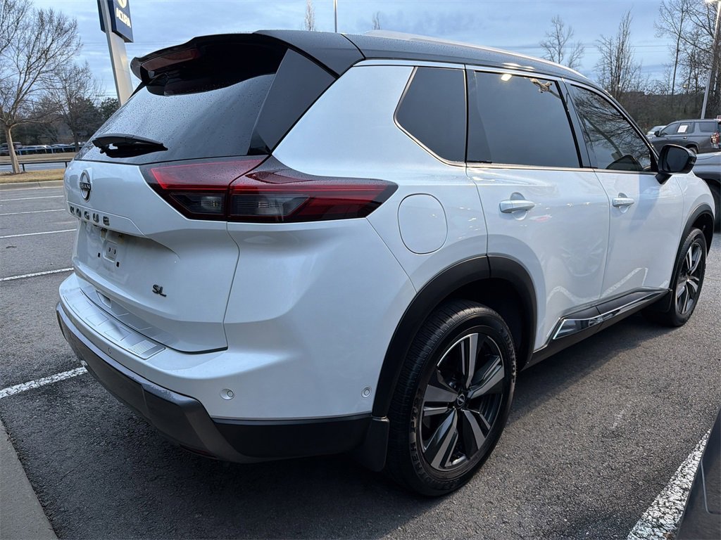 Used 2024 Nissan Rogue SL w/ SL Premium Package image 8