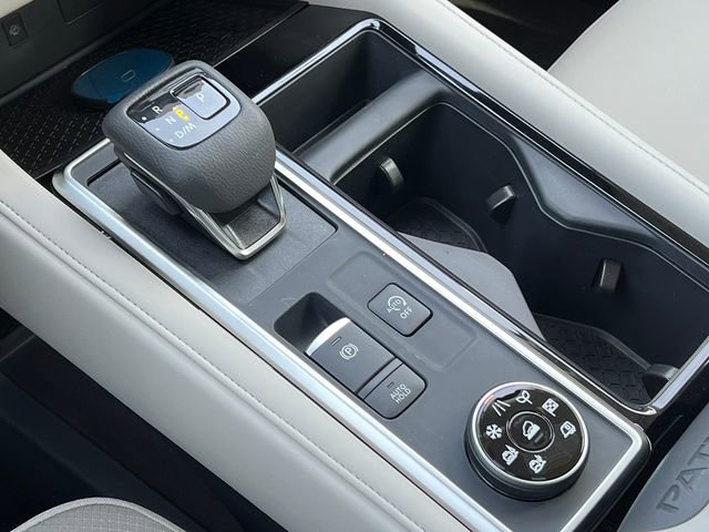 New 2026 Nissan Pathfinder SL image 30