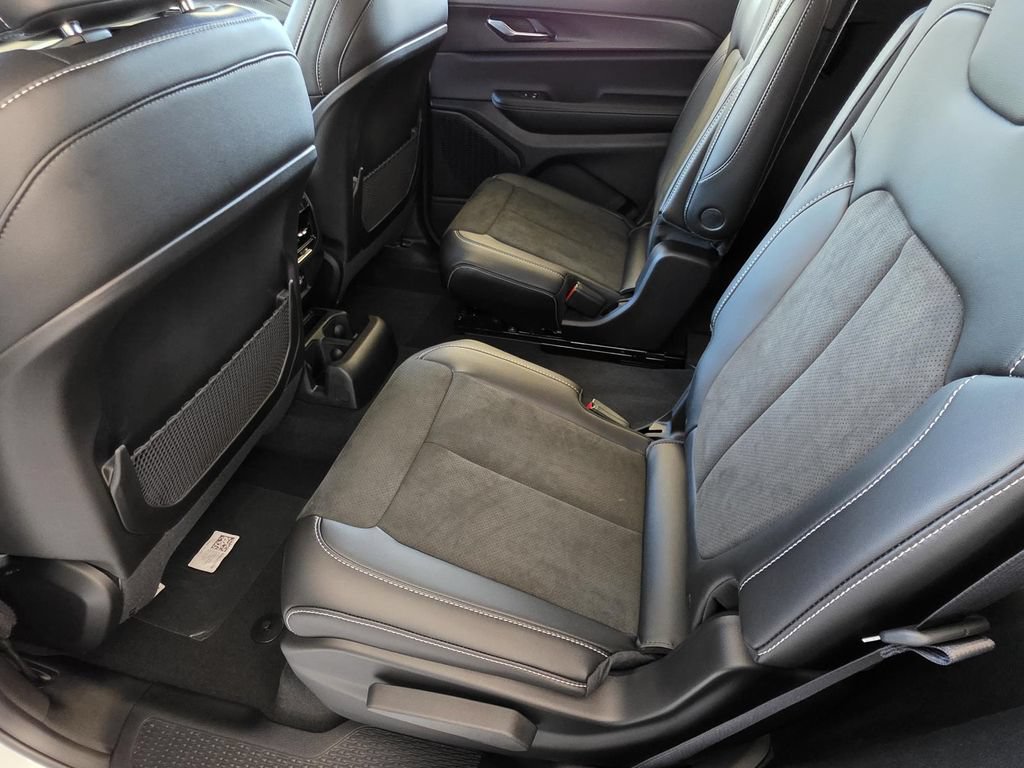New 2025 Jeep Grand Cherokee L Altitude AWD/4WD image 10