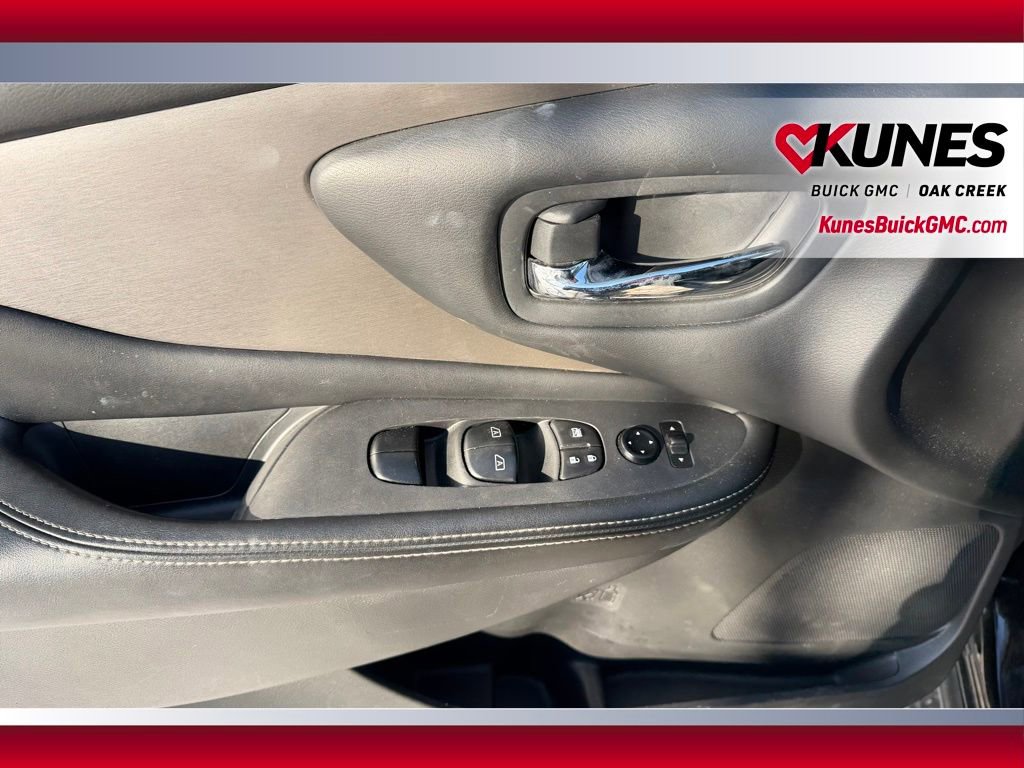 Used 2023 Nissan Murano S image 8