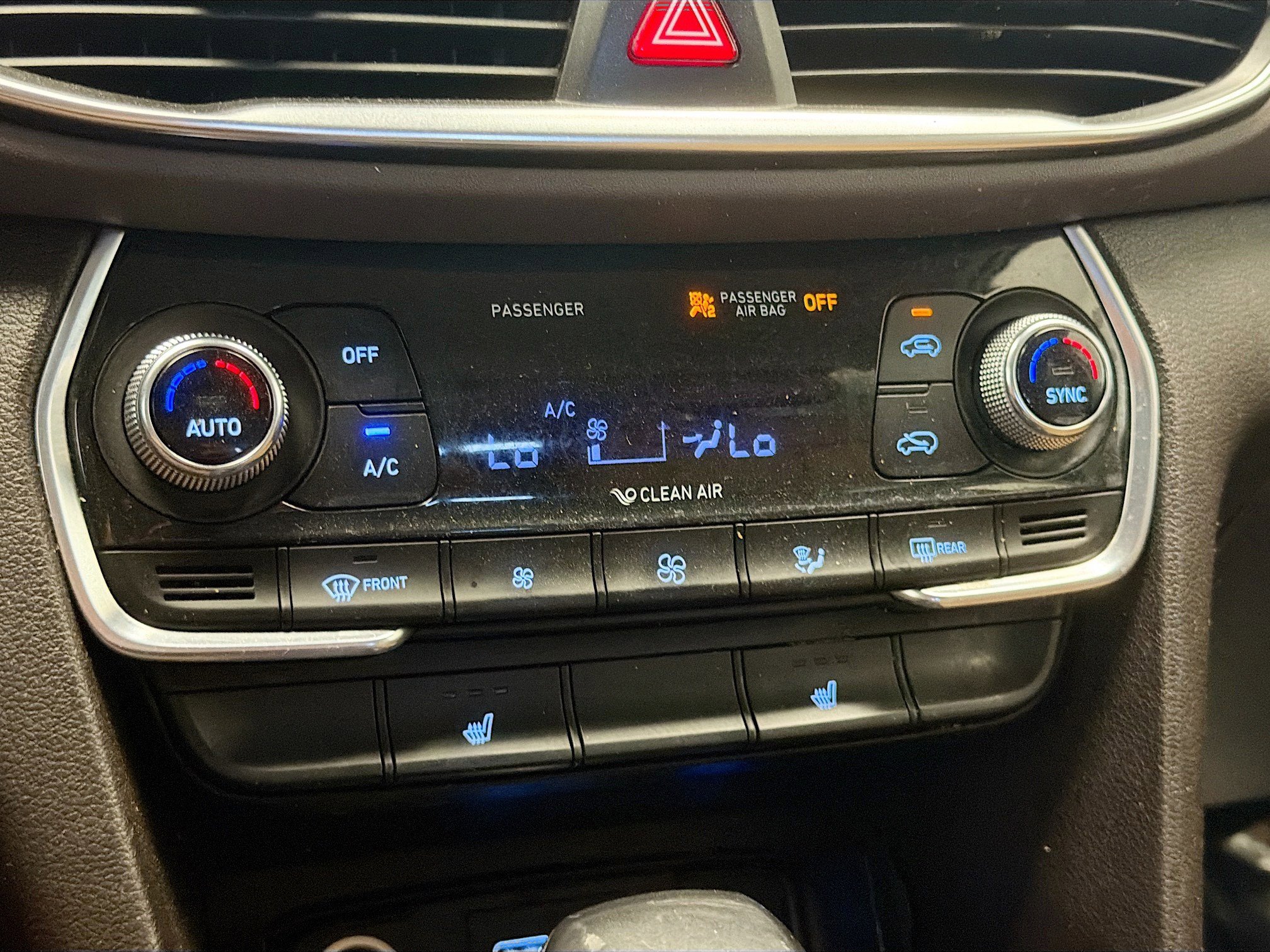 Used 2019 Hyundai Santa Fe SEL image 9