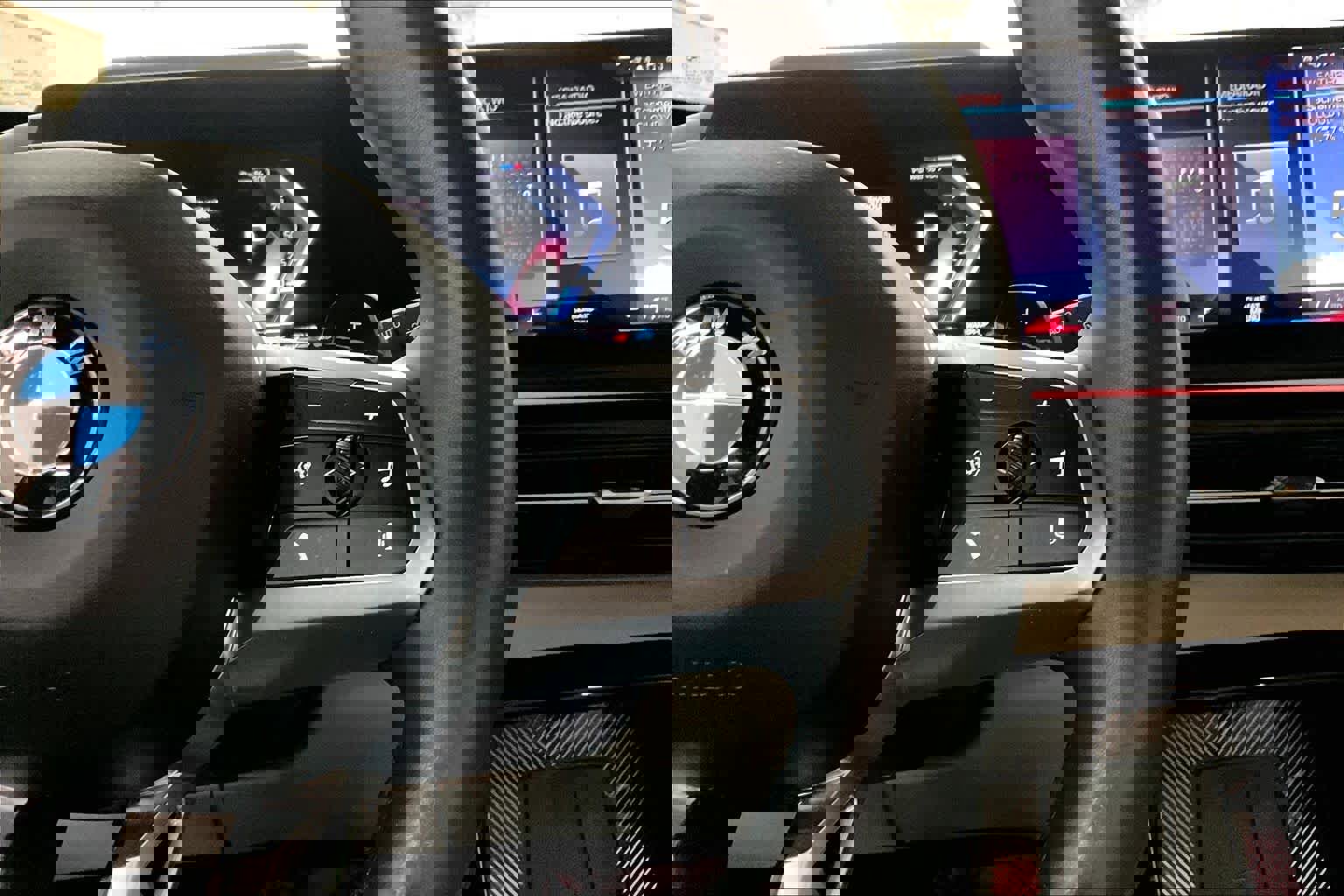 Used 2023 BMW X1 xDrive28i w/ Premium Package image 21