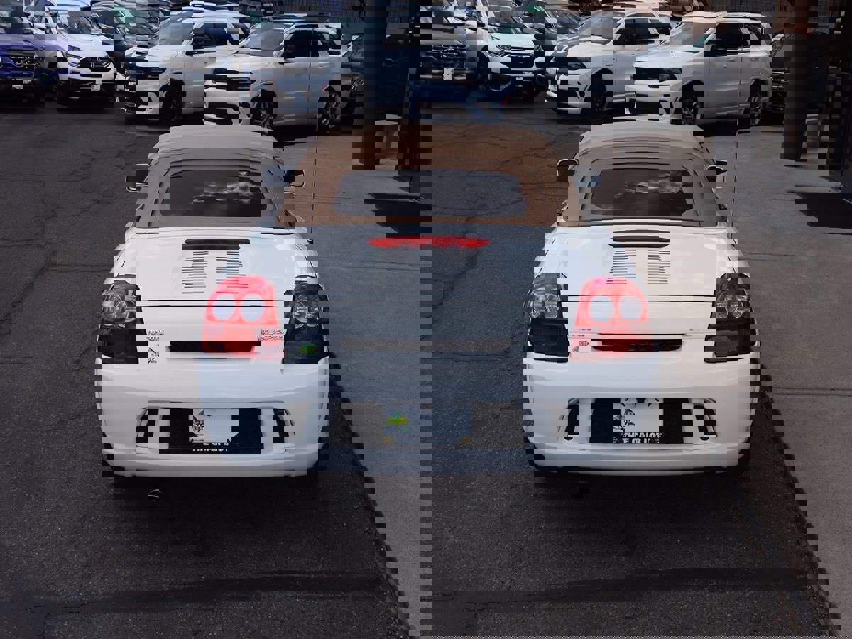 Used 2004 Toyota MR2 image 10