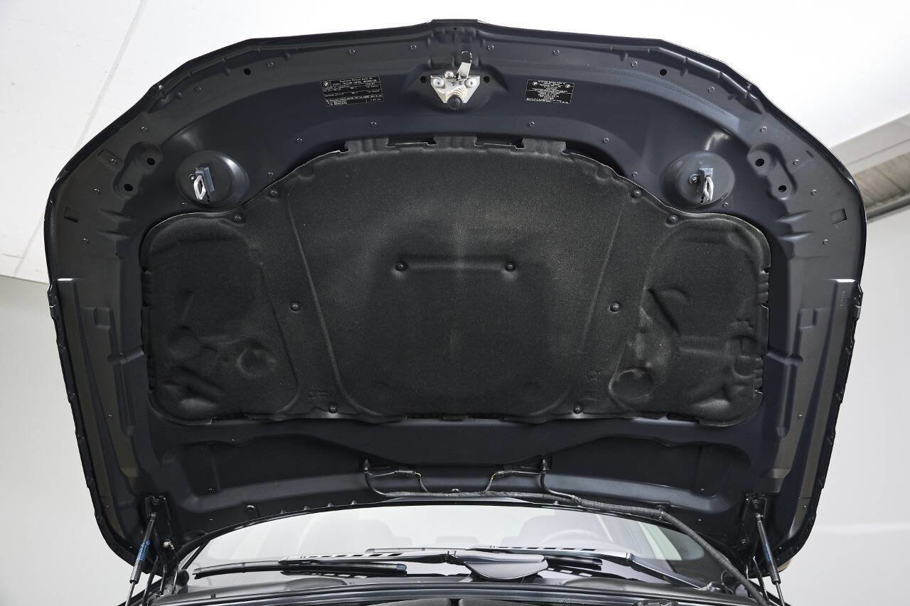 Used 2008 BMW M5 image 99