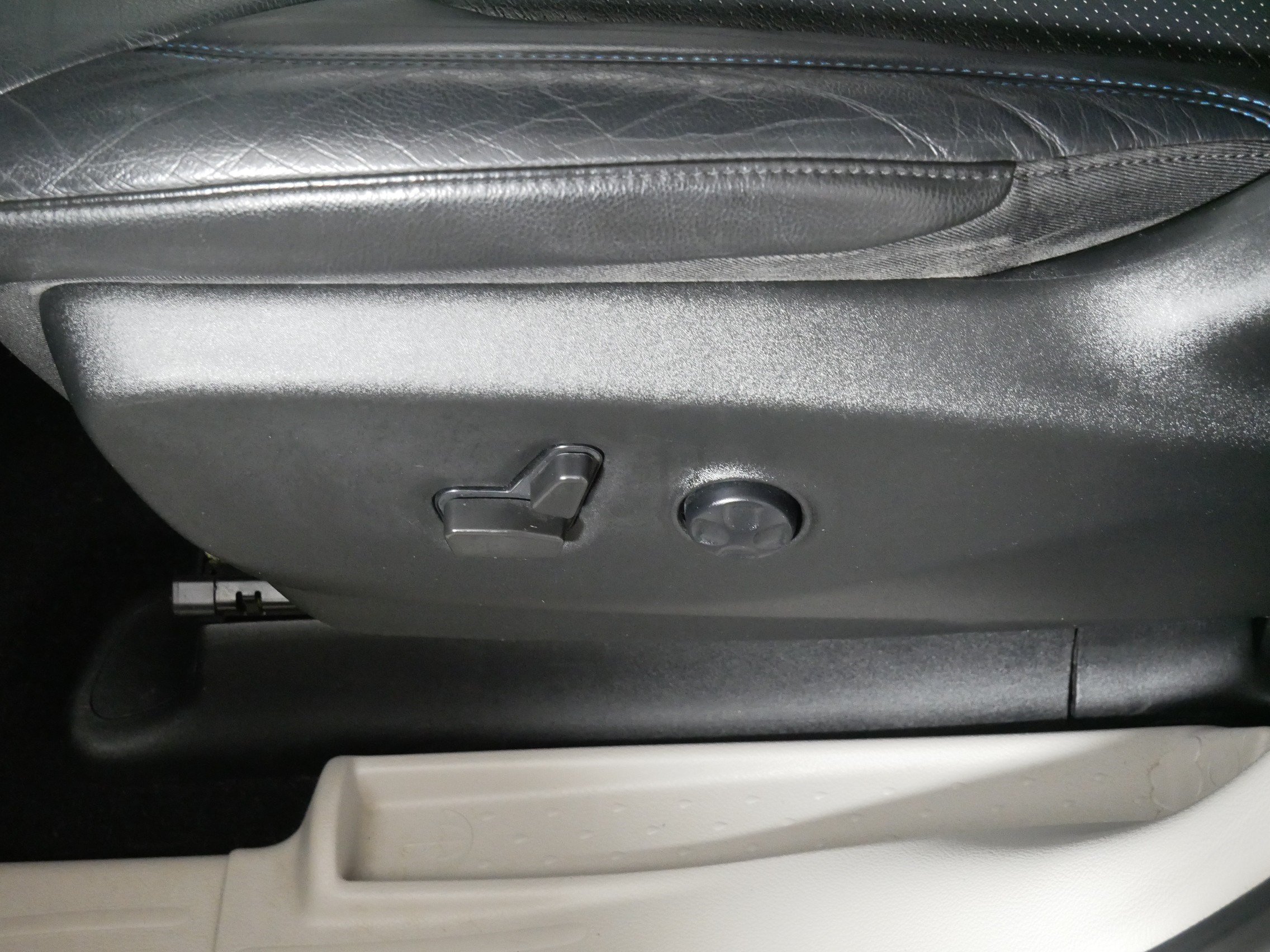Used 2021 Chrysler Pacifica Touring-L FWD image 20