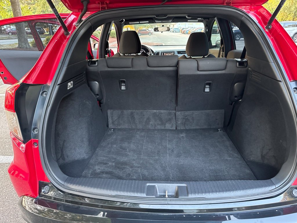 Used 2019 Honda HR-V Sport image 46