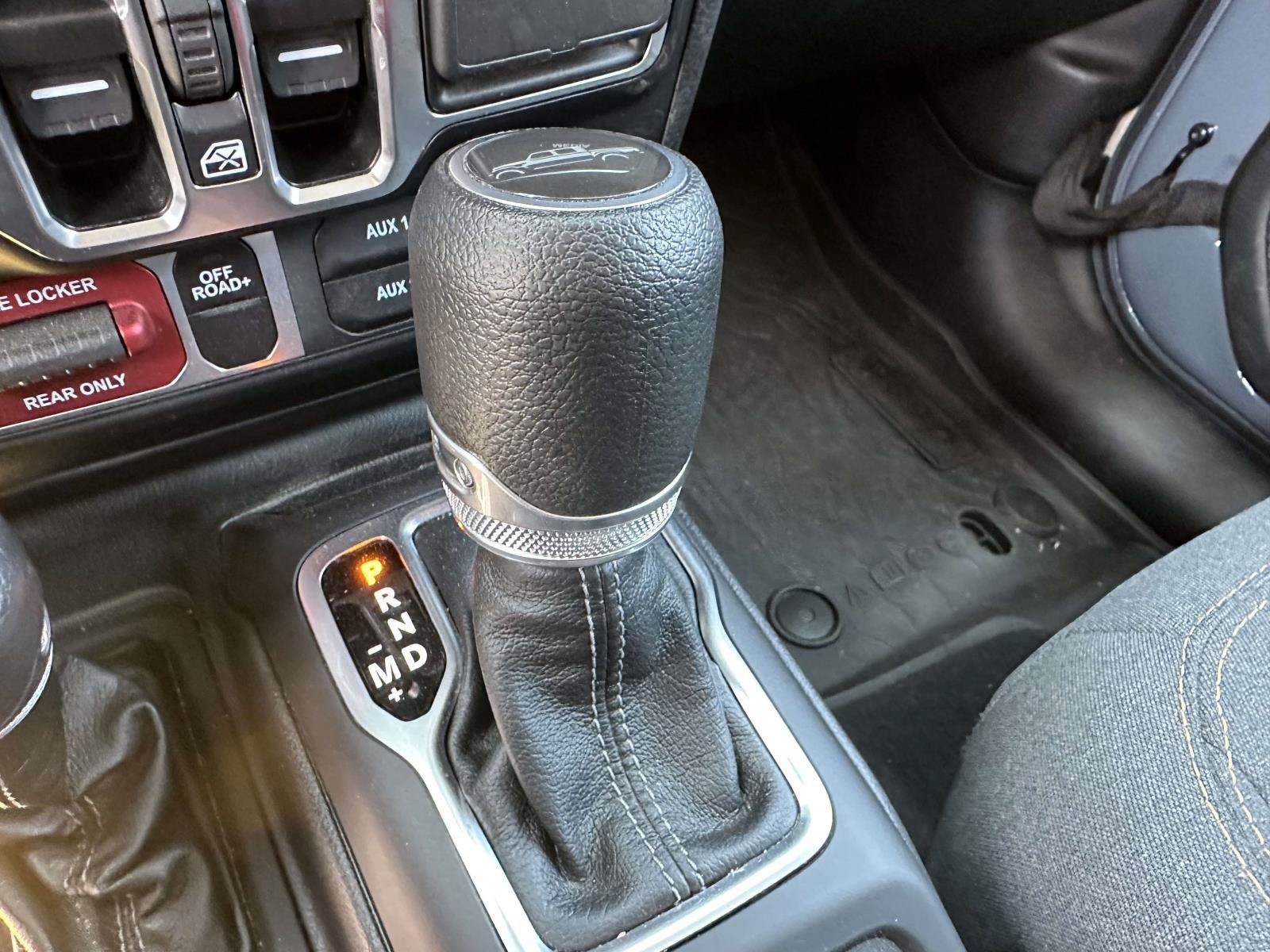 Used 2024 Jeep Gladiator Sport AWD/4WD image 20