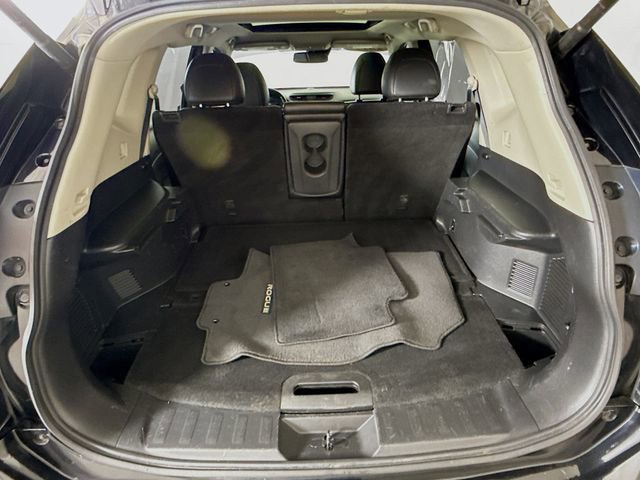 Used 2017 Nissan Rogue SL w/ SL Premium Package FWD image 27