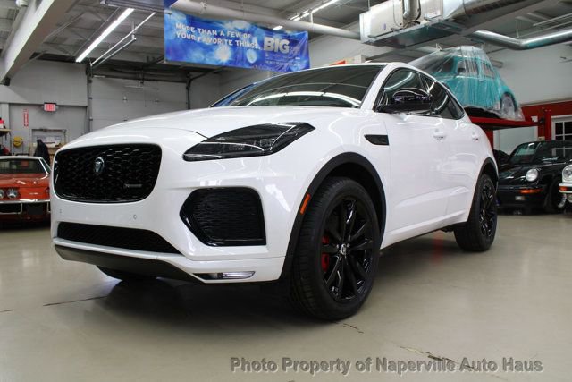 Used 2024 Jaguar E-PACE R-Dynamic SE image 2