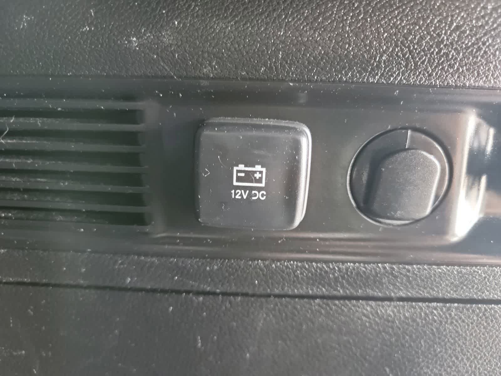 Used 2023 Jeep Wagoneer Series II AWD/4WD image 39