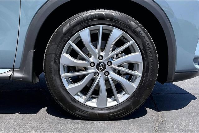 Used 2023 INFINITI QX50 Luxe FWD image 8
