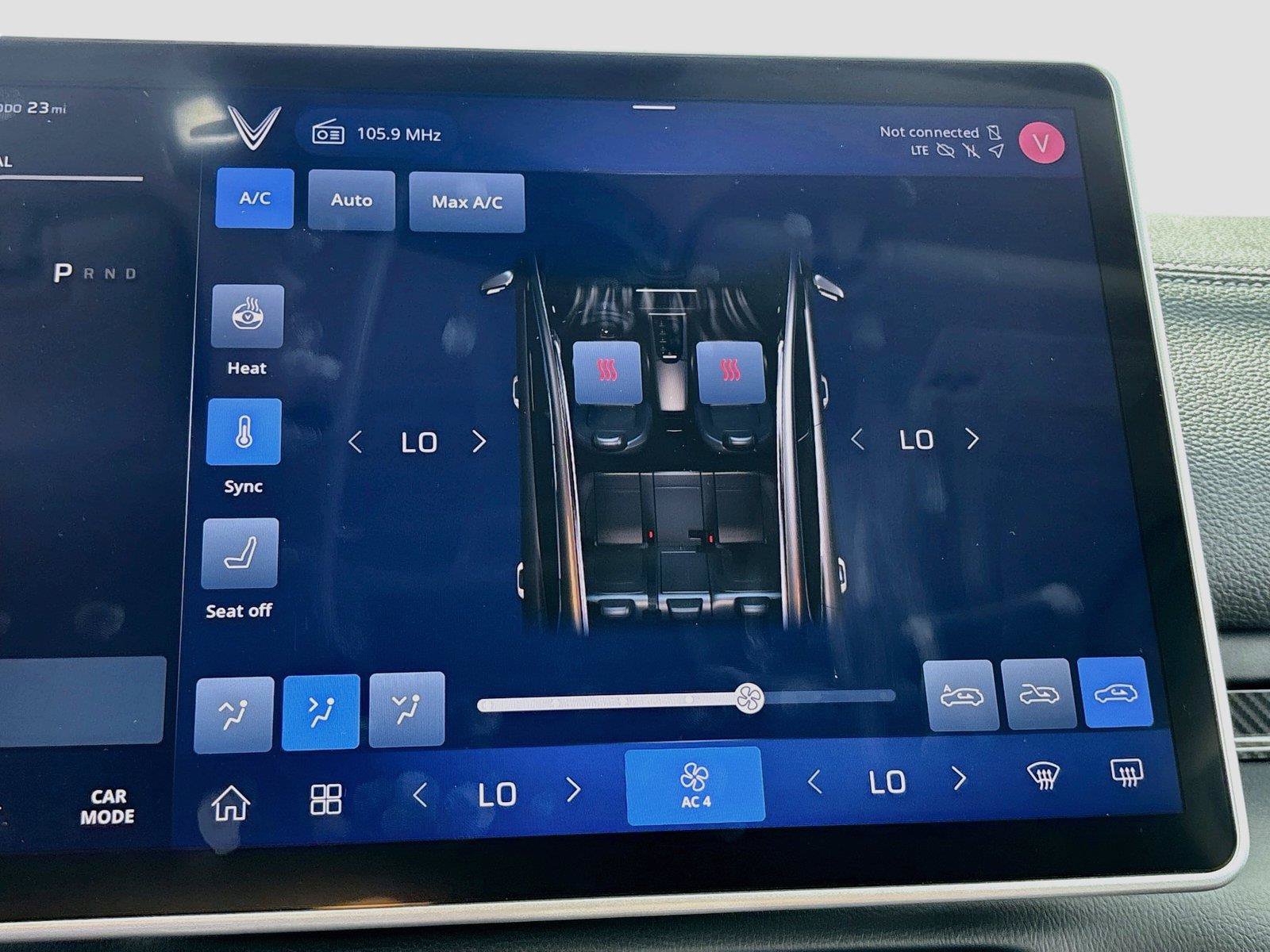 New 2027 VinFast VF 8 Eco AWD/4WD image 15
