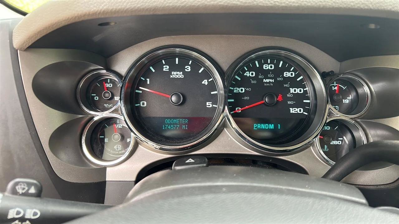 Used 2011 Chevrolet Silverado 3500 W/T RWD image 37