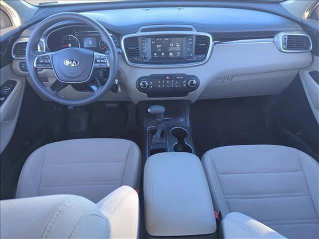 Used 2019 Kia Sorento LX image 26