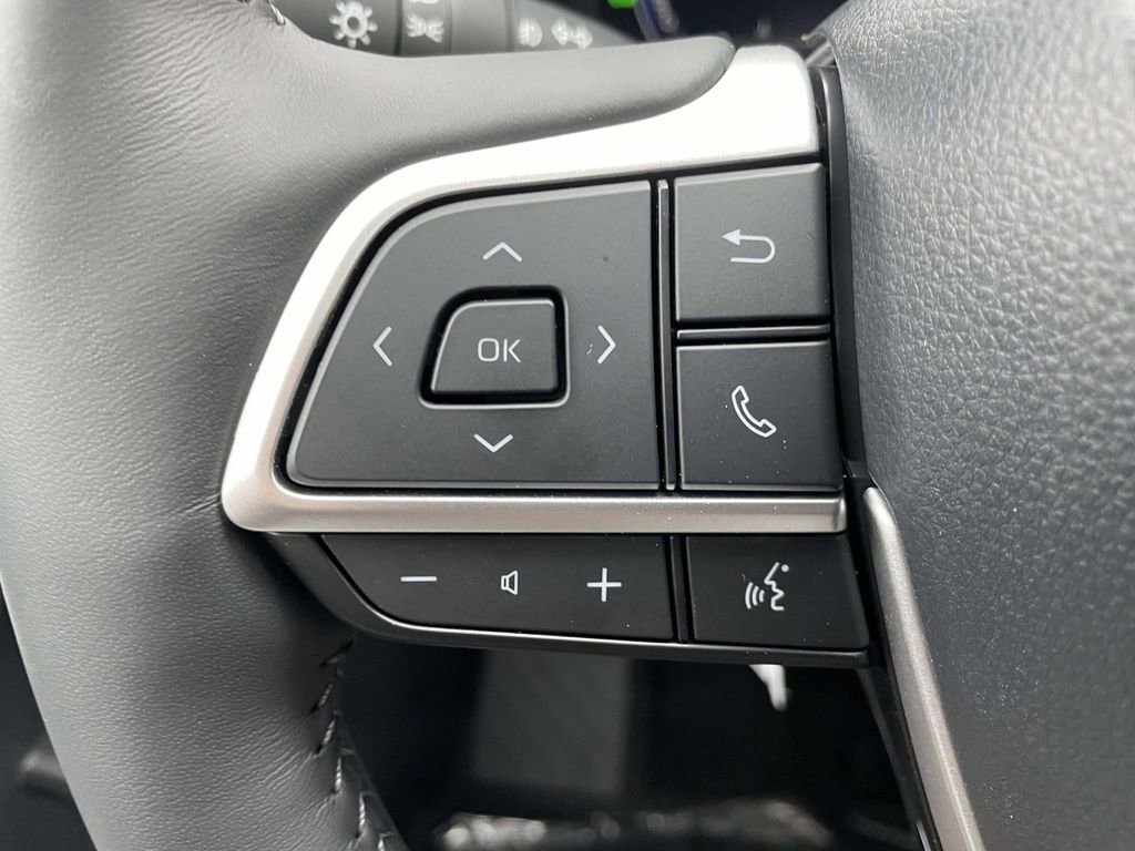 New 2026 Toyota Highlander Limited image 34