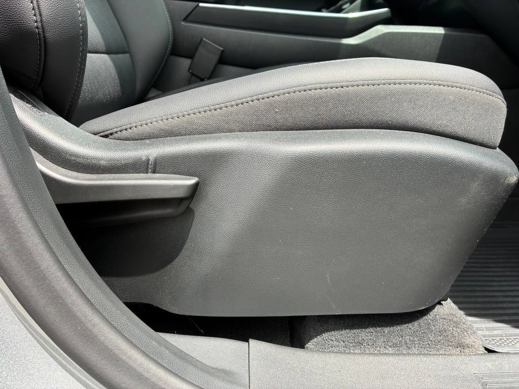 Used 2026 Chevrolet Equinox LT w/ Convenience Package II AWD/4WD image 41