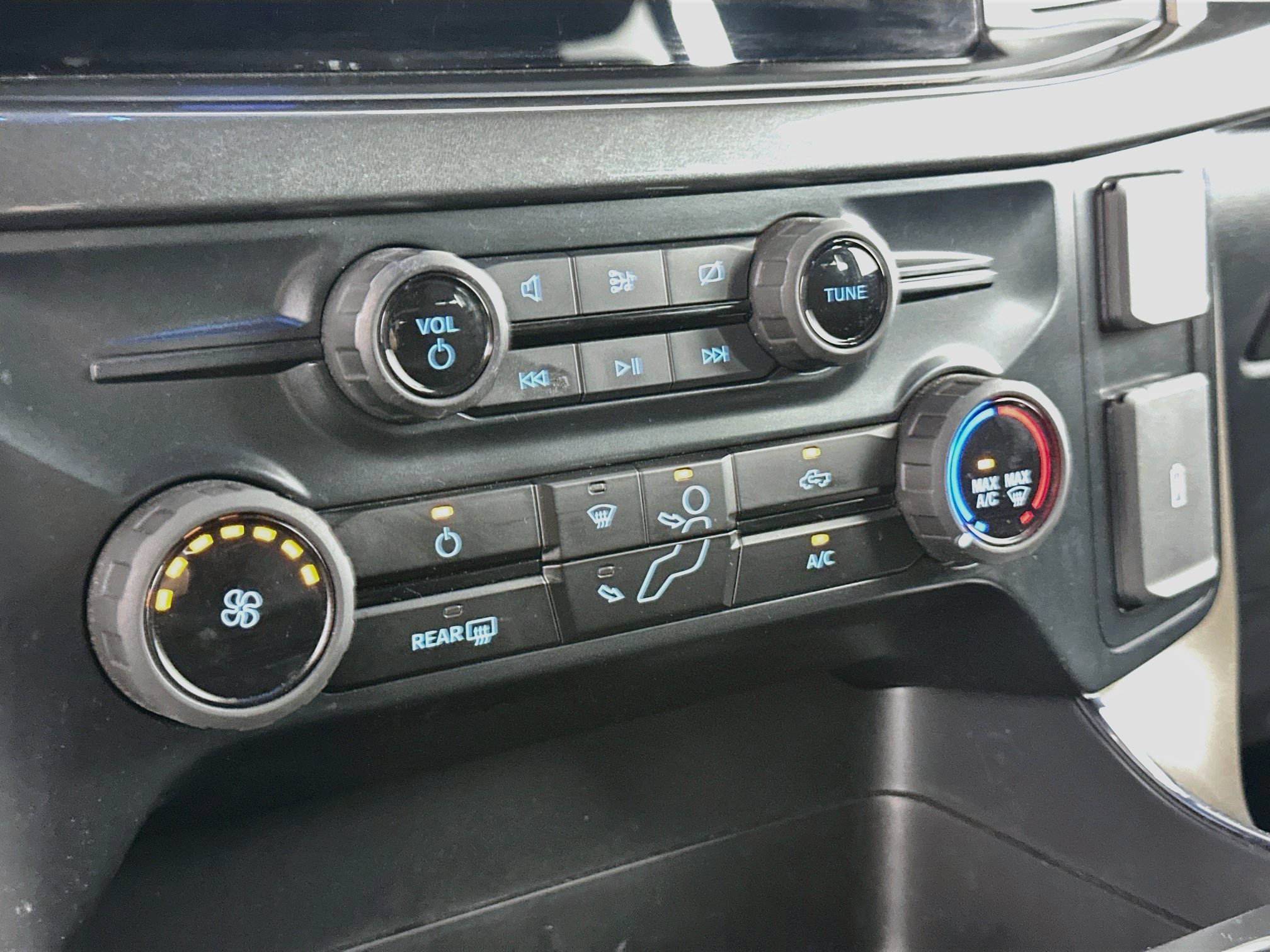 Used 2024 Ford F150 STX w/ Equipment Group 201A FX4 AWD/4WD image 24