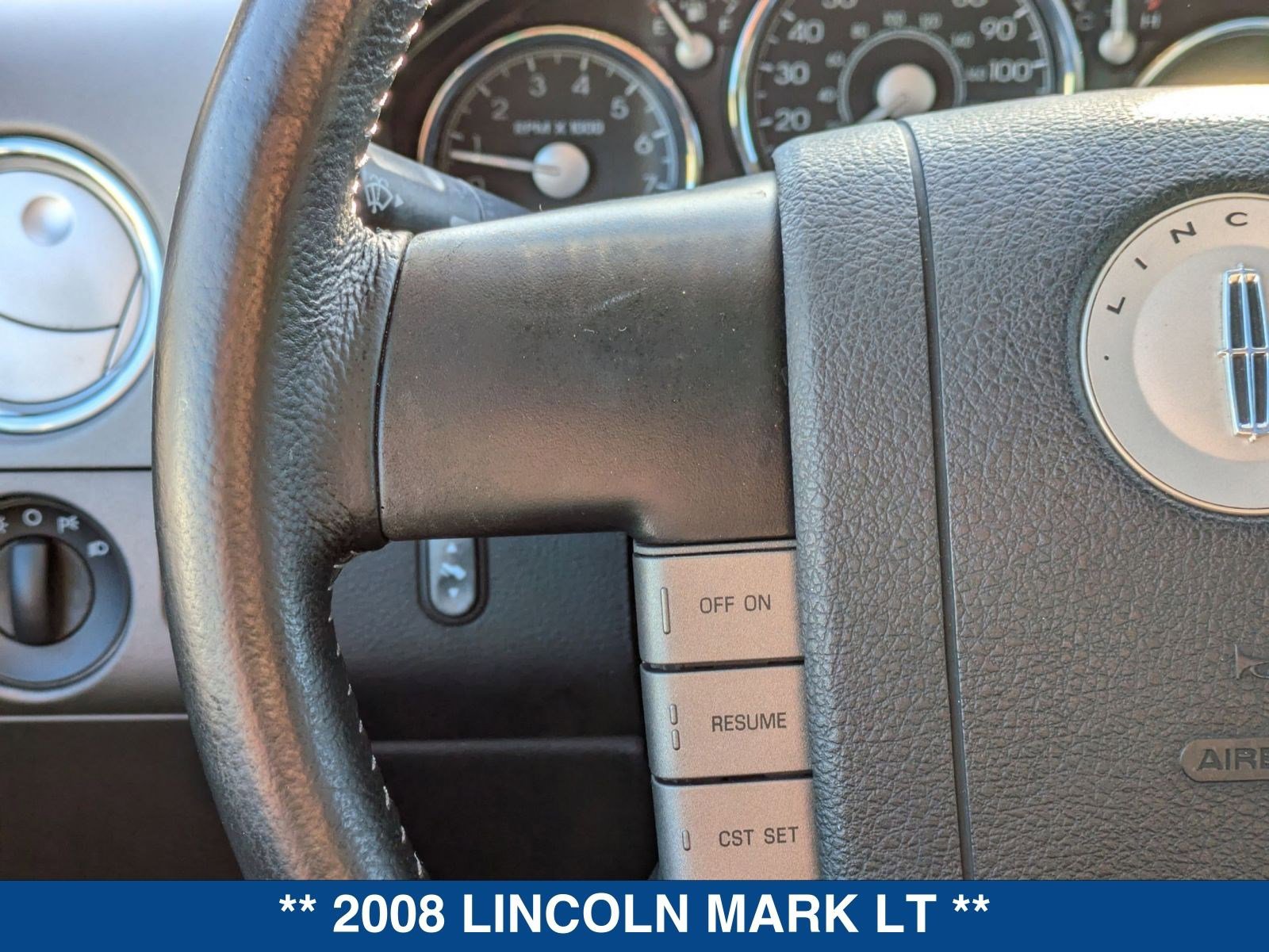 Used 2008 Lincoln Mark LT 4x4 image 23