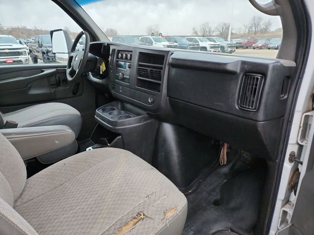 Used 2011 Chevrolet Express 3500 Extended image 22