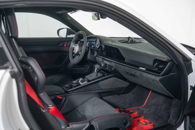 Used 2024 Porsche 911 GT3 RS w/ Weissach Package RWD image 31