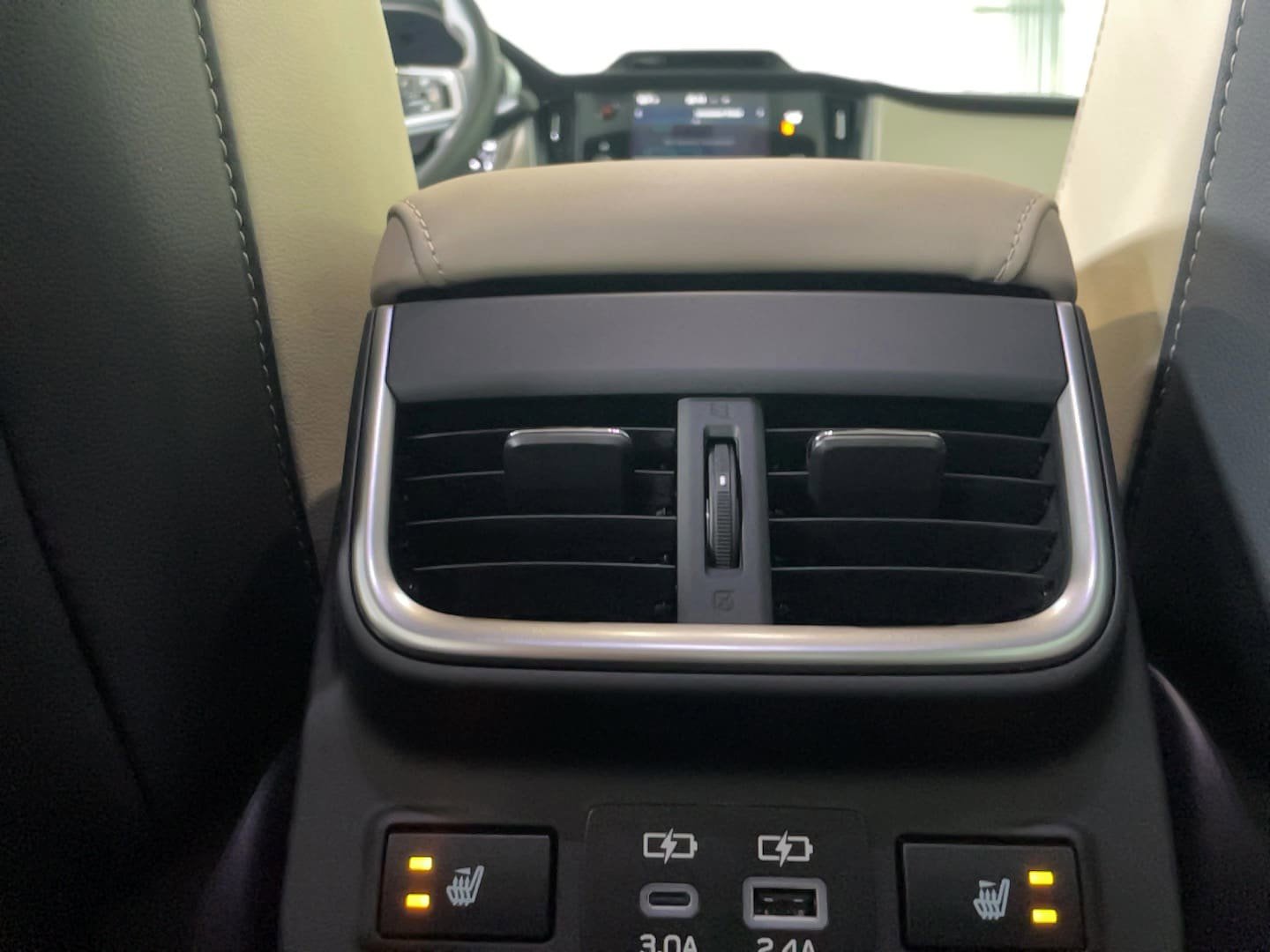 Used 2025 Subaru Legacy Limited AWD/4WD image 9