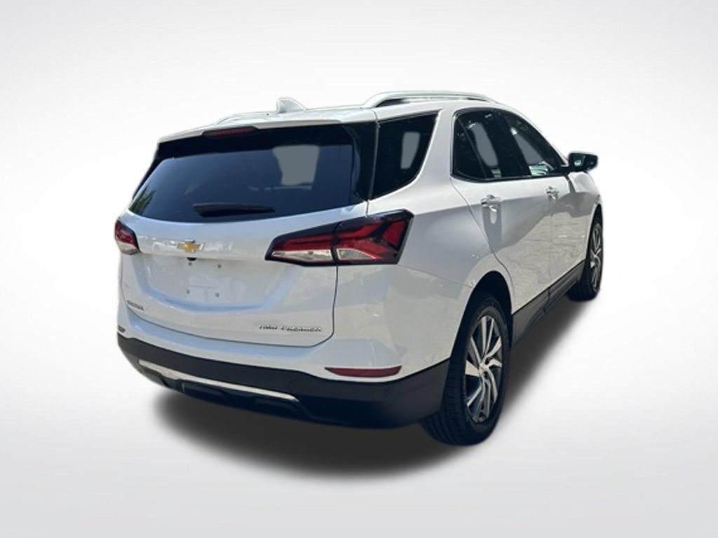 Used 2024 Chevrolet Equinox Premier w/ LPO, Floor Liner Package AWD/4WD image 6